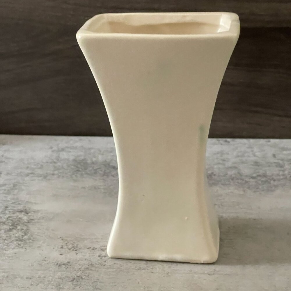 Vintage McCoy 1940s Blossom Time Dimensional Floral Relief Pottery Vase 6.25" H - Picture 5 of 8